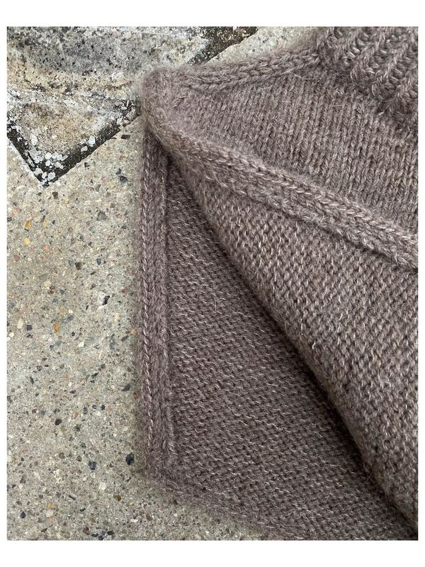 Zipper Neck 